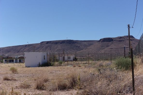 4200 Stockton Hill Rd, Kingman, AZ 86409